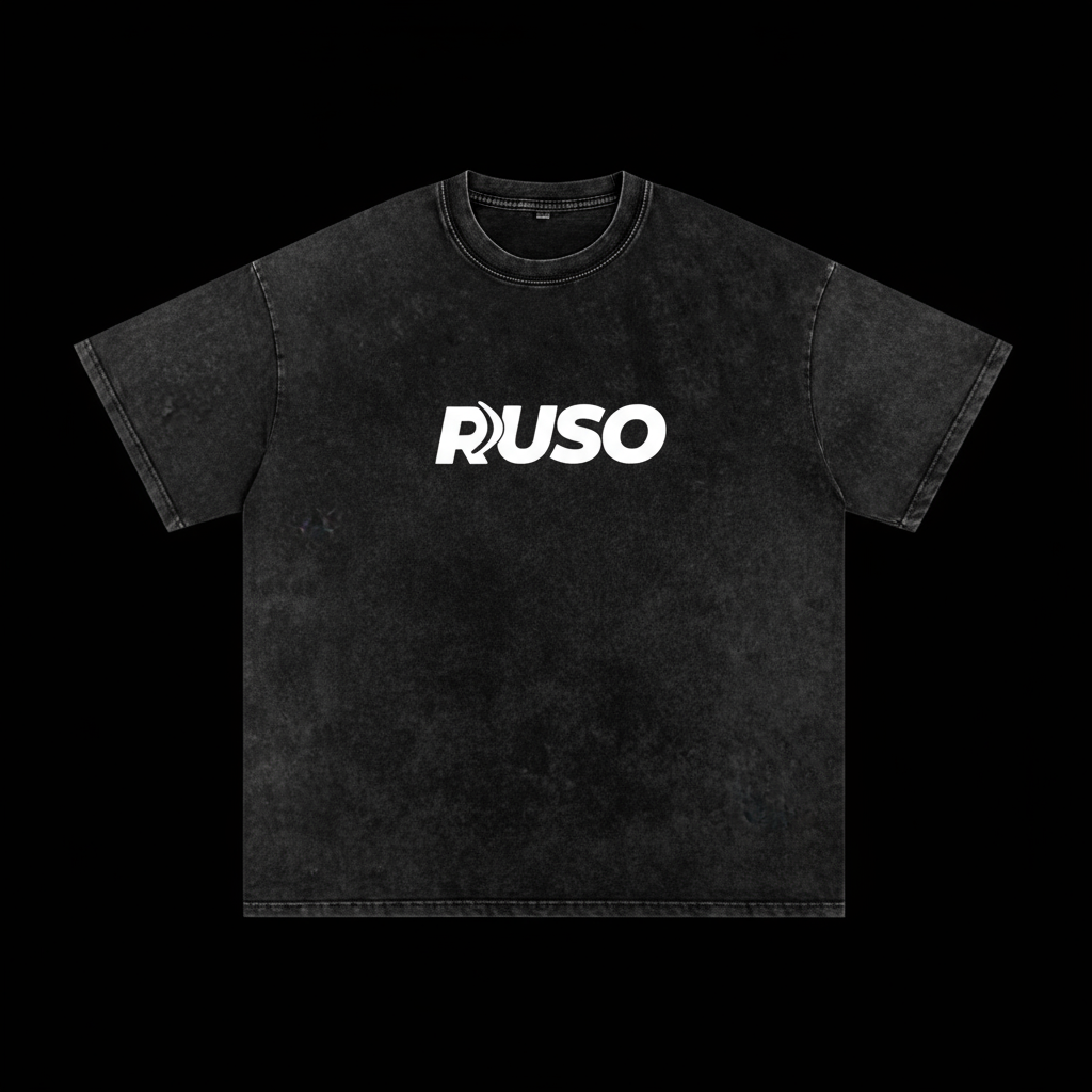 Black oversized shirt with the RUSO logo